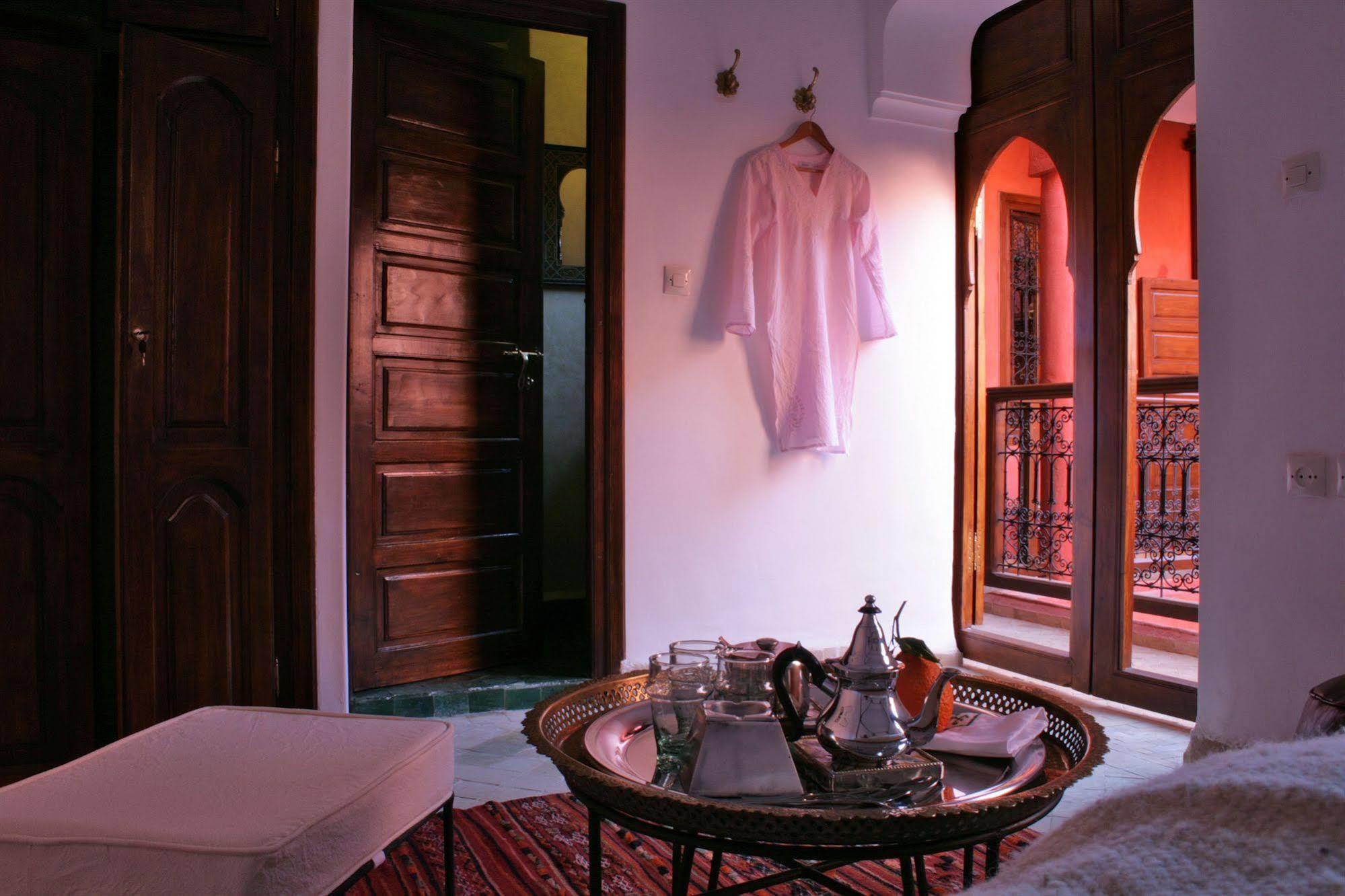 Riad Honey Marrakesh Exterior photo